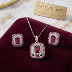 925 Sterling Silver Pink Sapphire Geometric Halo Set