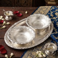 The Heirloom Radiance Serving Set